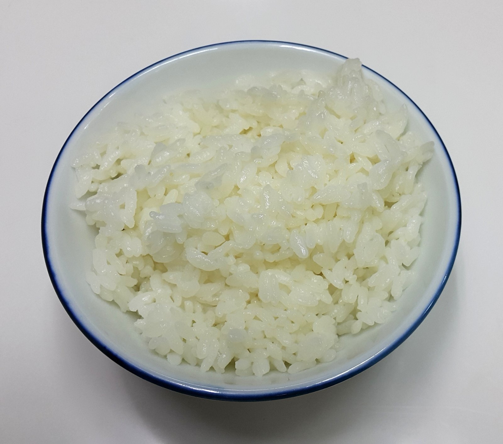 cooked rice bowl