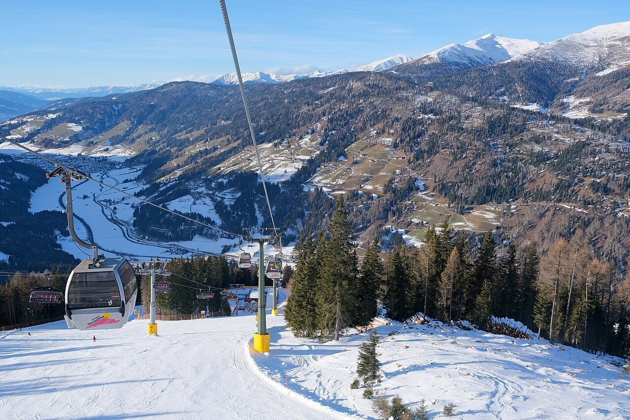3 Zinnen Dolomites ski resort 1.jpg