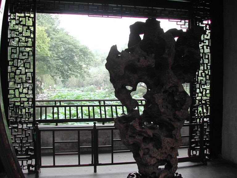 Classical Gardens of Suzhou-111921.jpg